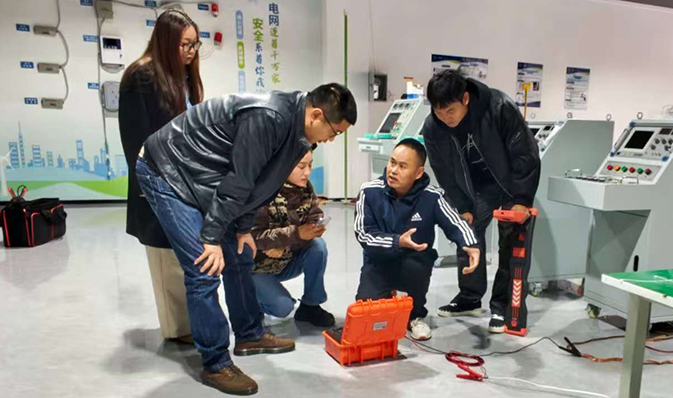 “2190智能探測儀獲青睞，安徽電力來訪深交流